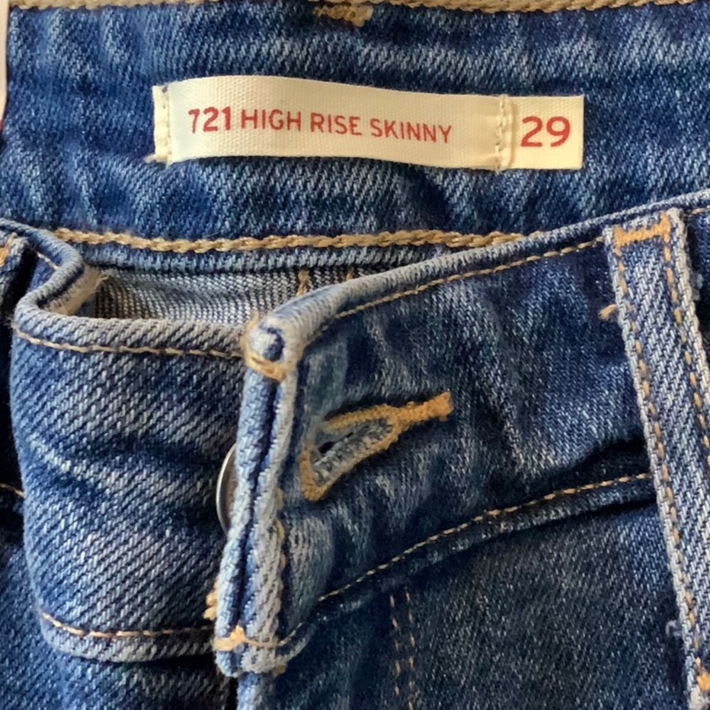 Levi’s - Picture 4 of 10